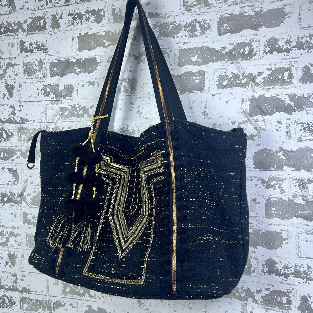 America & Beyond Luxe Love Tote Large Black Gold Pom Poms Tassels Metallic Spark - Picture 3 of 16